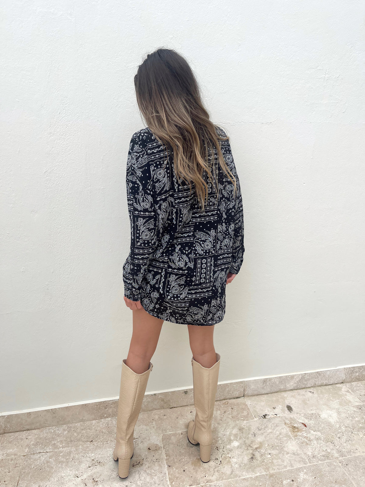 AYDEN PAISLEY BUTTON DOWN