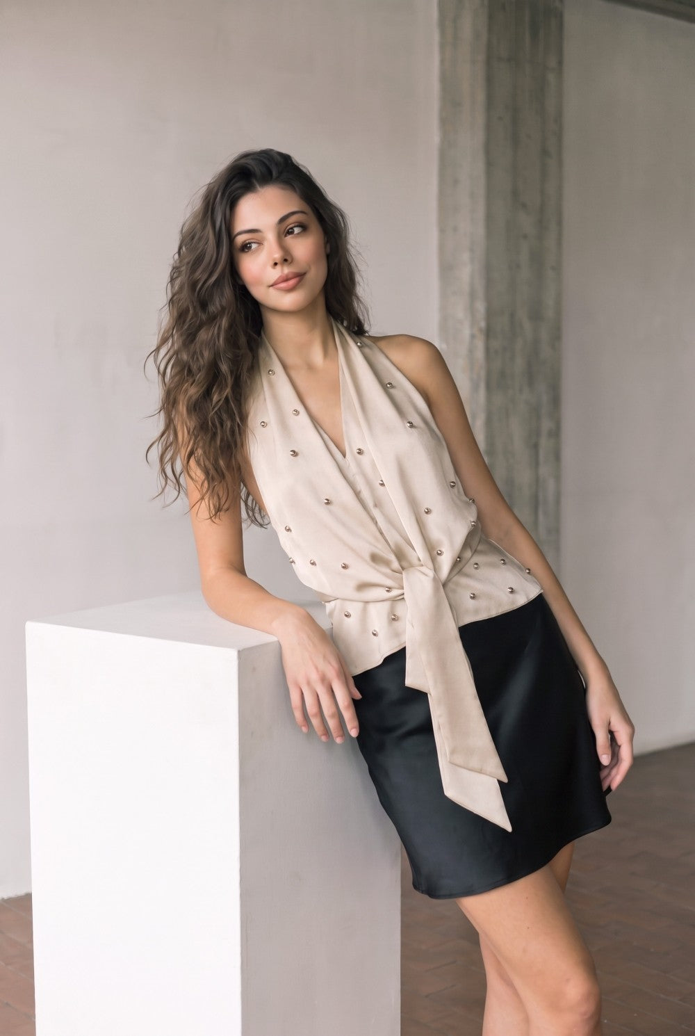 STUD TOP