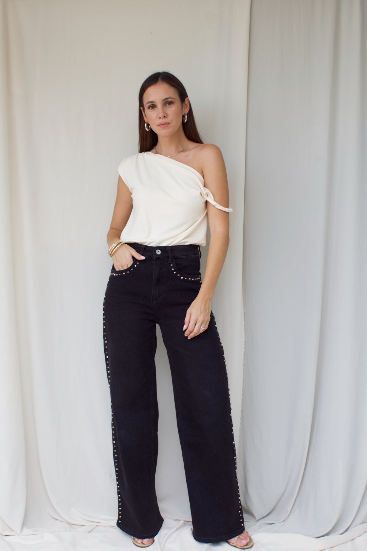 ARI JEANS