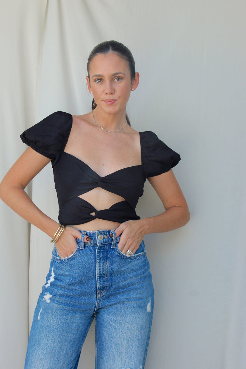 NORI CUTOUT TOP