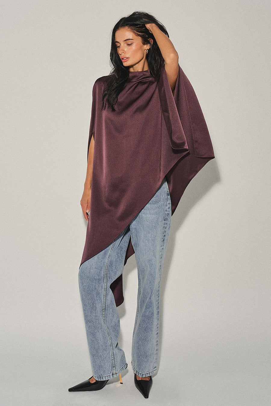 LARIA TOP