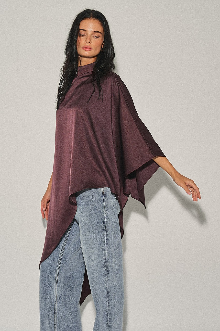 LARIA TOP