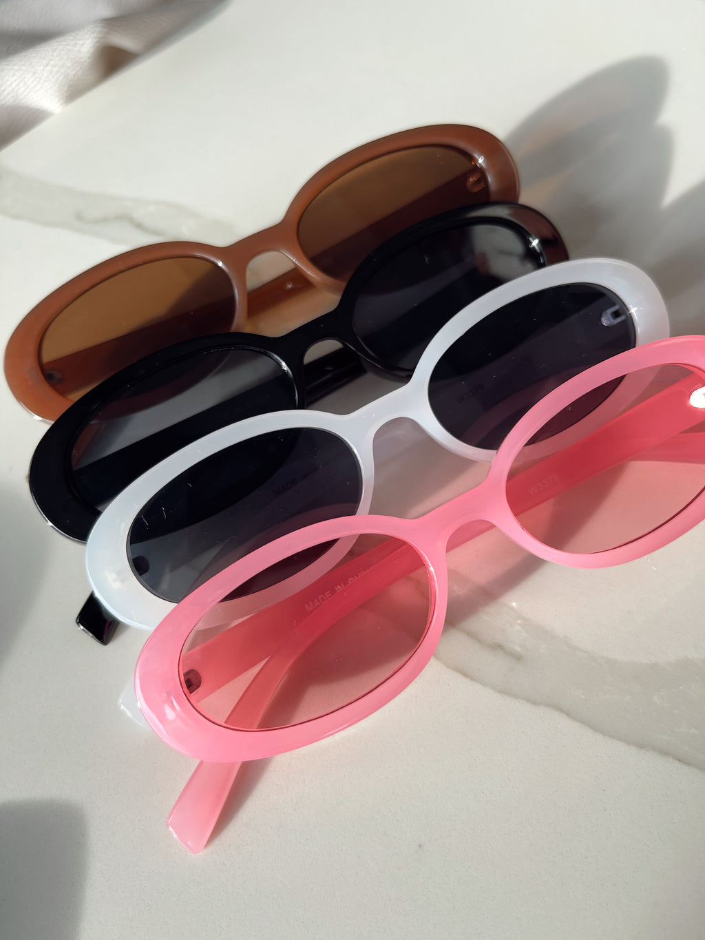 ROADTRIP SUNGLASSES WHITE