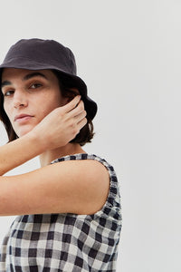 LINEN BUCKET HATS