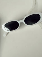 ROADTRIP SUNGLASSES WHITE