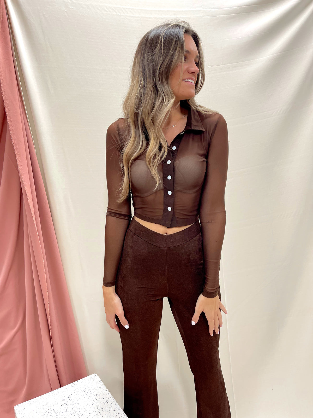 SKYLINE MESH TOP BROWN