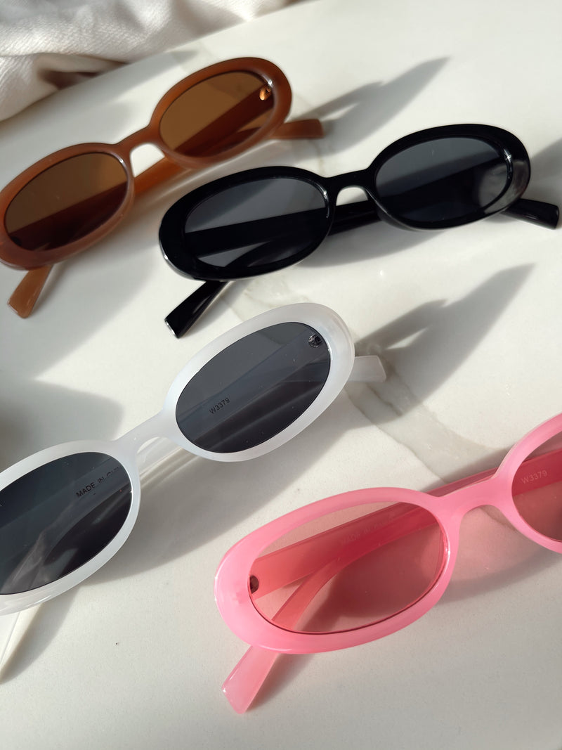 ROADTRIP SUNGLASSES WHITE