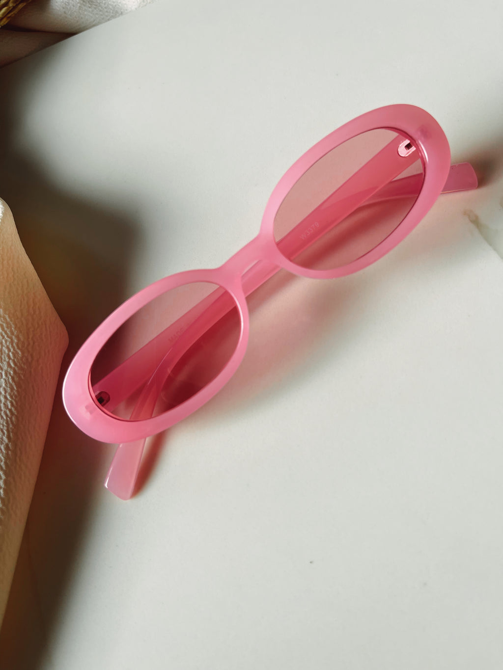 ROADTRIP SUNGLASSES PINK
