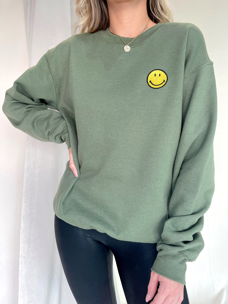 VANCE SMILE SWEATER