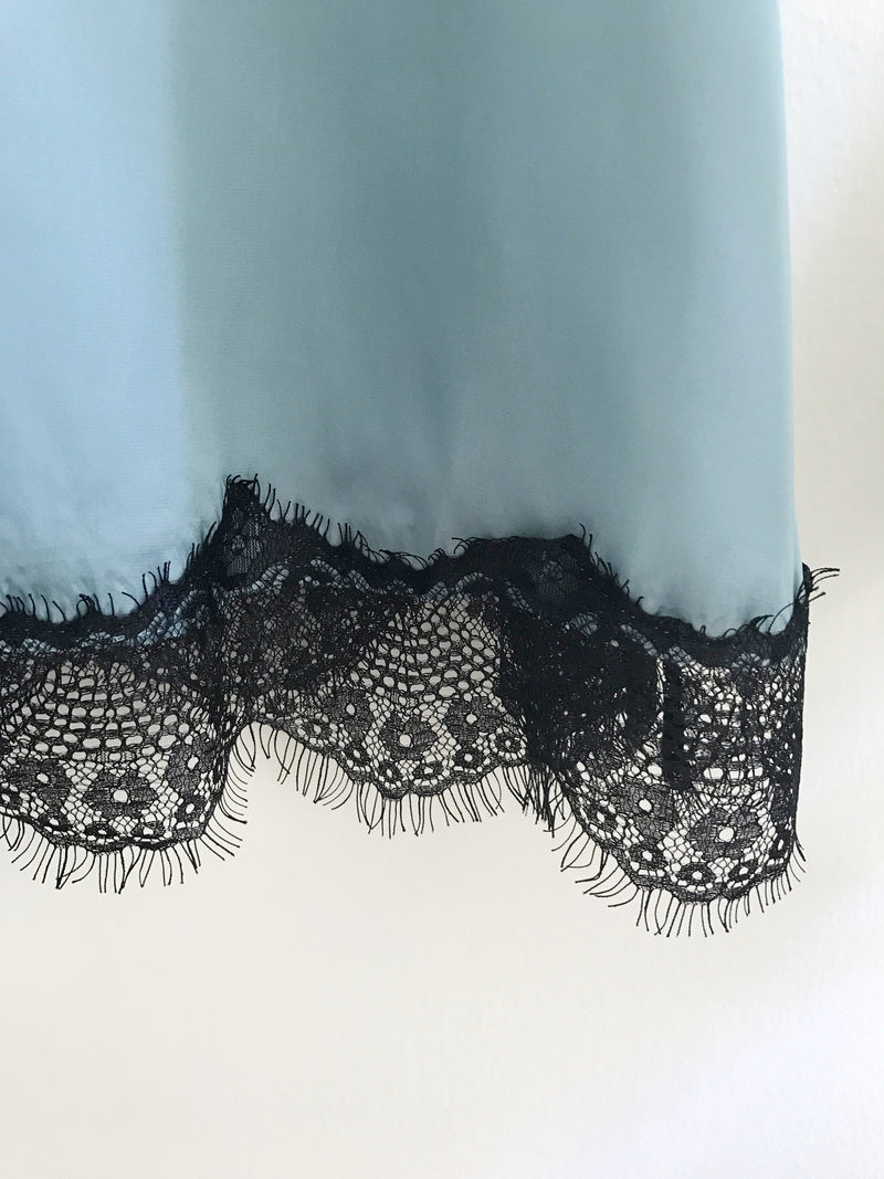 IN BETWEEN CAMI TOP