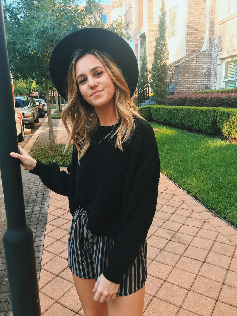 MILA STRIPE SHORTS