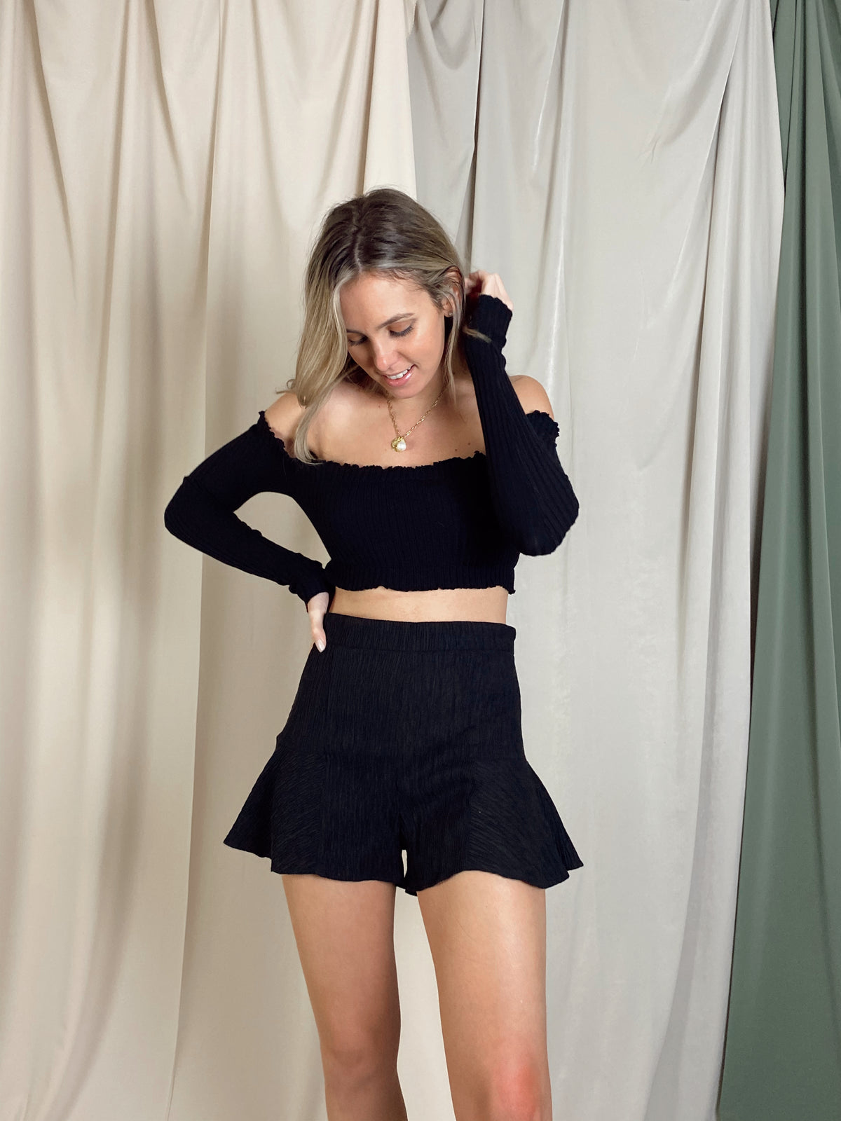 PORTIA OFF THE SHOULDER TOP