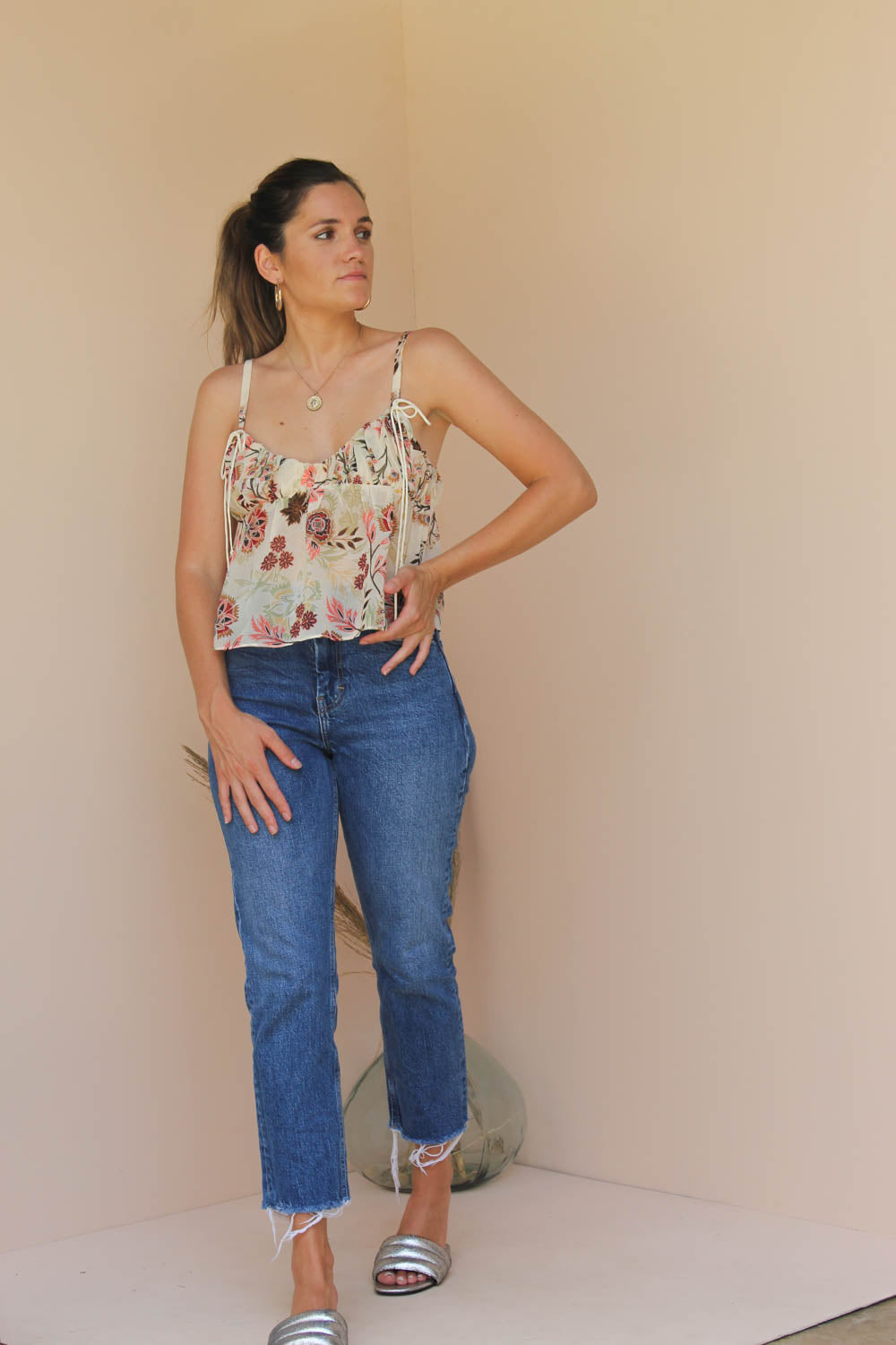 LARISSA FLORAL TOP