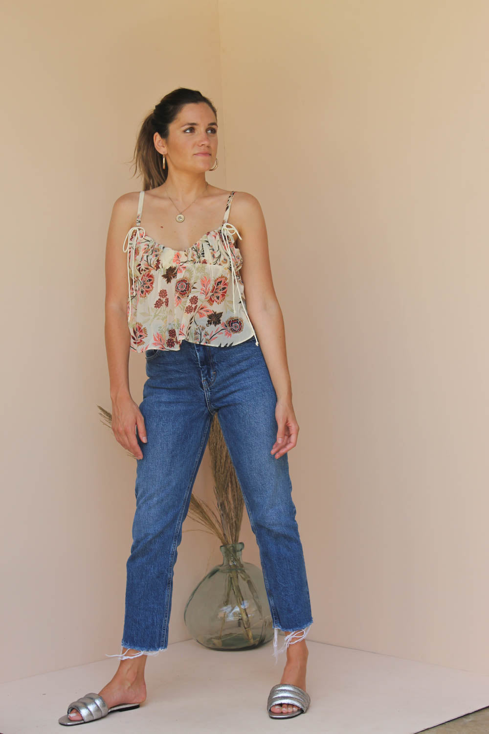 LARISSA FLORAL TOP