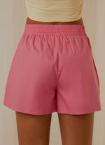 ROAMING SHORT MAGENTA