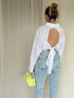 CIA WHITE BUTTON DOWN
