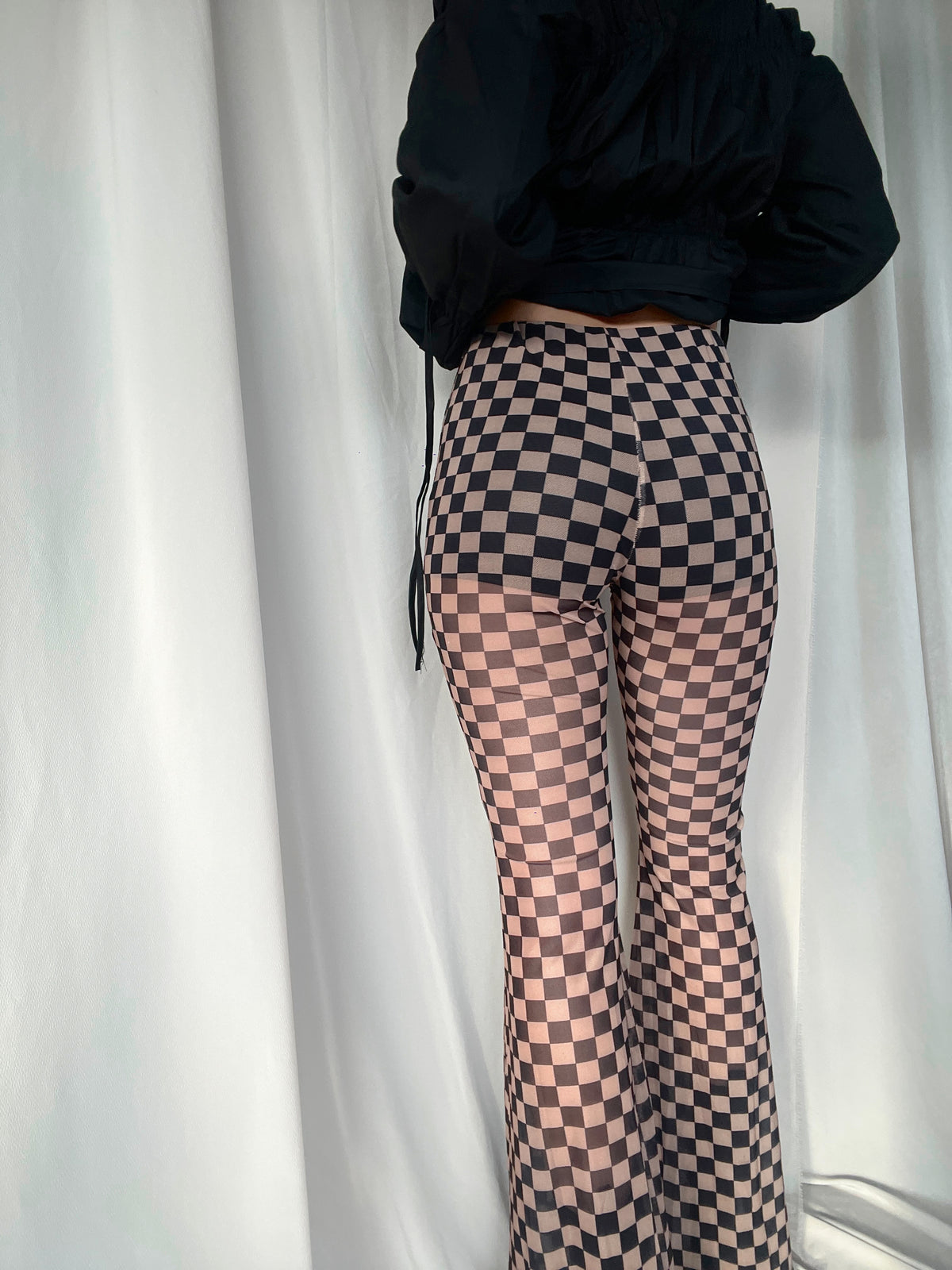 CHESS PRINT MESH PANTS