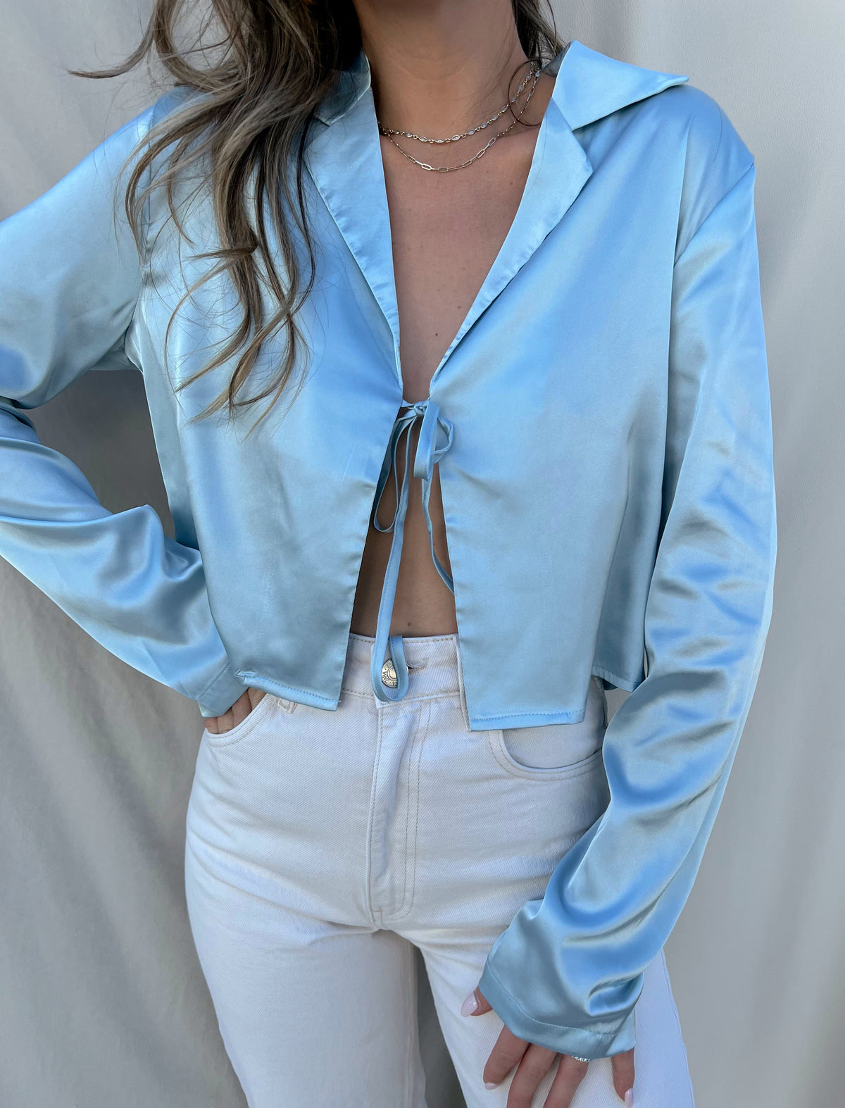 LOUELLA TOP BABY BLUE