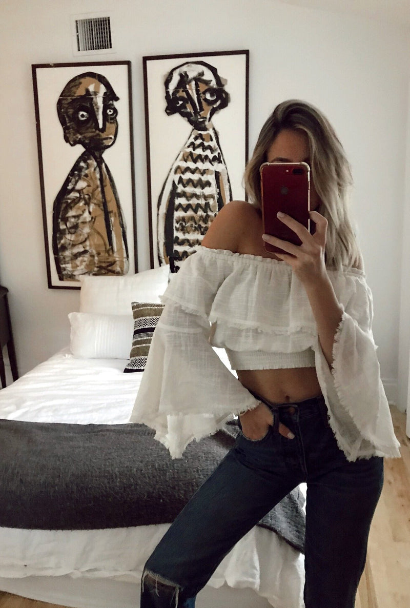 TAYLOR OFF SHOULDER TOP