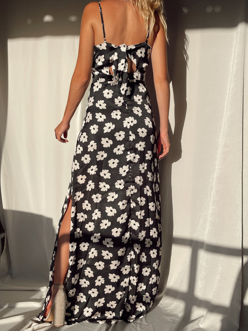 PEATY BLACK IVORY DRESS